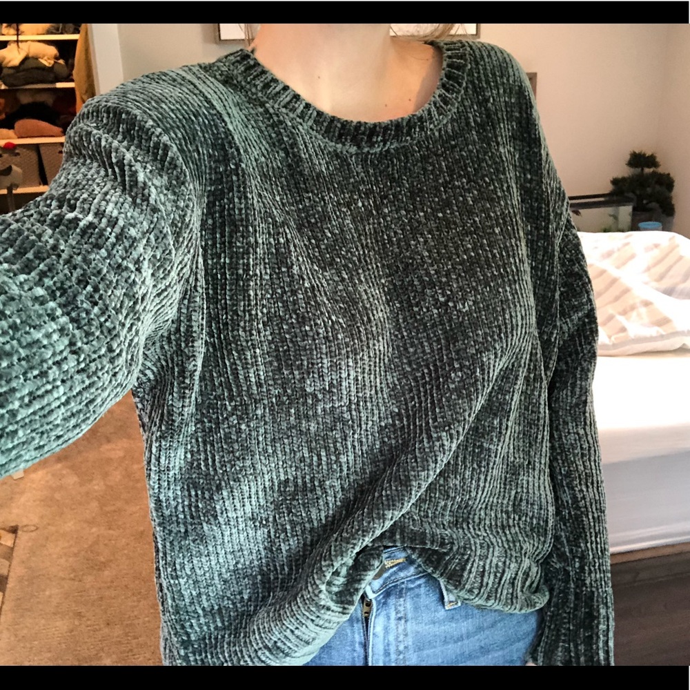 Dark green sweater